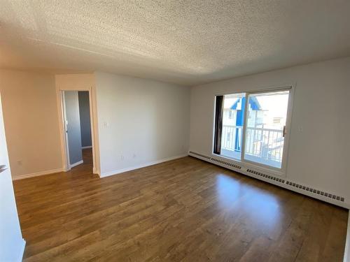 409-10405 99 Avenue, Grande Prairie, AB - Indoor Photo Showing Other Room