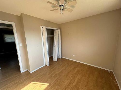 5201 50 Avenue, Grimshaw, AB - Indoor Photo Showing Other Room