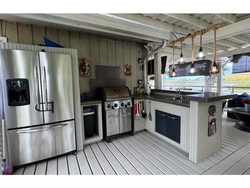 10603 99 Street, Peace River, AB - Indoor Photo Showing Kitchen