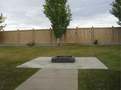 505 4Th Street Ne, Manning, AB - Outdoor