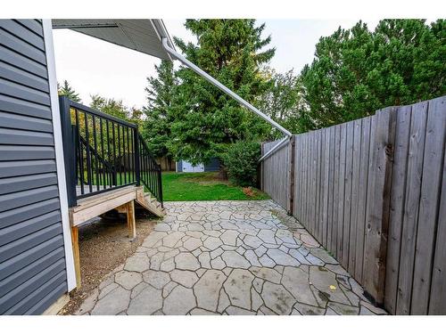 7313 99 Street, Grande Prairie, AB - Outdoor With Exterior