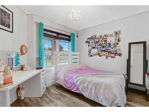 6502 O'Brien Lake Drive Se, Grande Prairie, AB - Indoor Photo Showing Bedroom