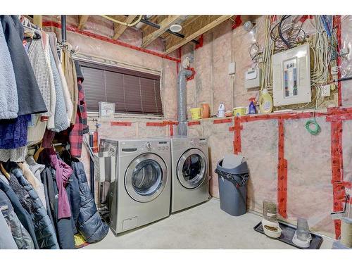 6502 O'Brien Lake Drive Se, Grande Prairie, AB - Indoor Photo Showing Laundry Room