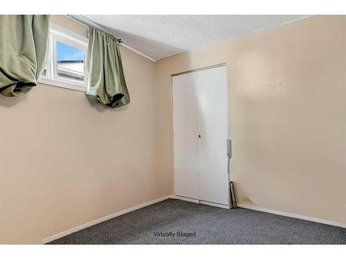 4410 54 Avenue, Valleyview, AB - Indoor Photo Showing Other Room