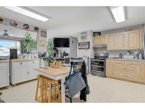 4410 54 Avenue, Valleyview, AB - Indoor Photo Showing Kitchen