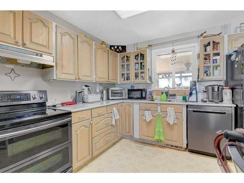 4410 54 Avenue, Valleyview, AB - Indoor Photo Showing Kitchen