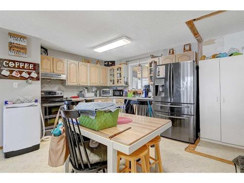 4410 54 Avenue, Valleyview, AB - Indoor Photo Showing Kitchen