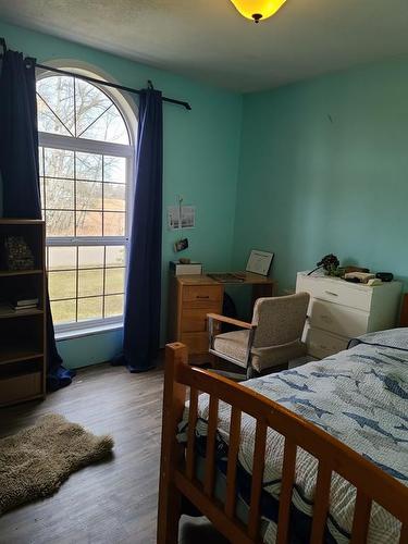 79 Macmillan Avenue, Mclennan, AB - Indoor Photo Showing Bedroom