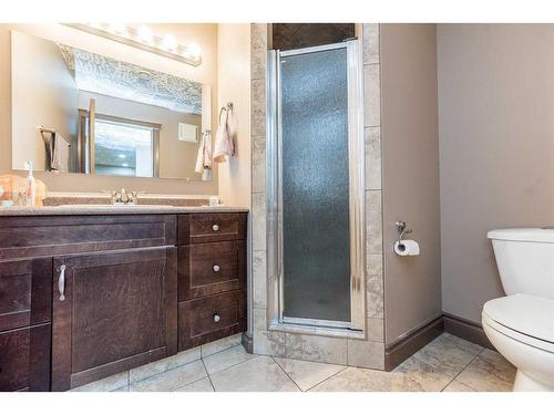 12012 Crystal Lake Drive, Grande Prairie, AB - Indoor Photo Showing Bathroom