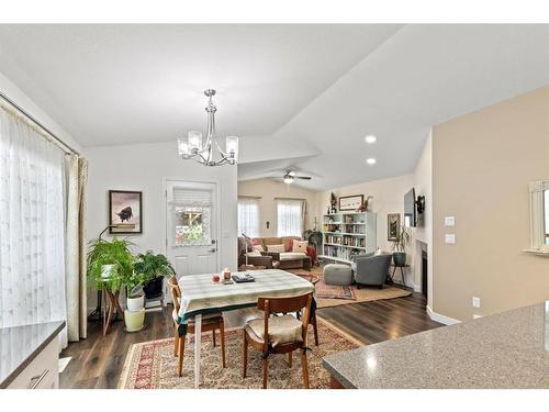 10410 134 Avenue, Grande Prairie, AB - Indoor Photo Showing Dining Room