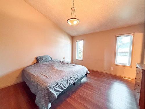 4404 46 Street, Spirit River, AB - Indoor Photo Showing Bedroom