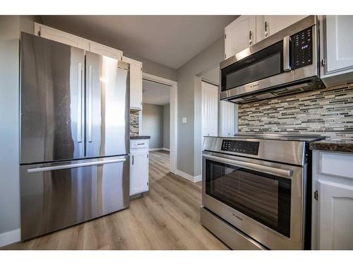 51068 Twp Rd 732 Road, Rural Grande Prairie No. 1, County Of, AB - Indoor Photo Showing Kitchen With Upgraded Kitchen