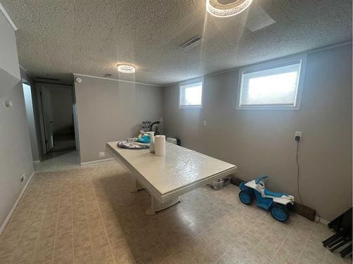 4913 53 Avenue, Grimshaw, AB - Indoor Photo Showing Other Room