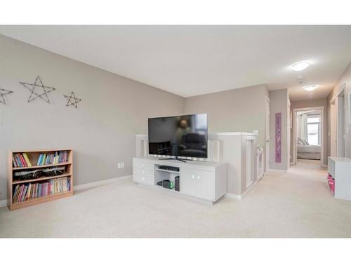 8958 95 Avenue, Grande Prairie, AB - Indoor