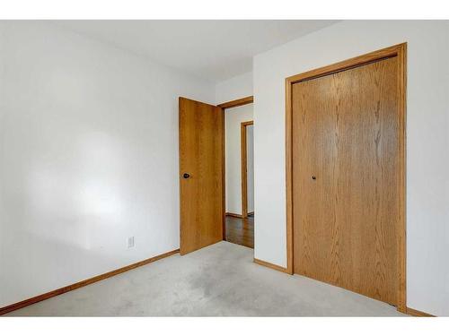 10717 76 Avenue, Grande Prairie, AB - Indoor Photo Showing Other Room