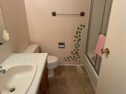 22004 Township Road 821, Marie Reine, AB - Indoor Photo Showing Bathroom