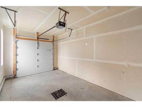 11450 107 Avenue, Grande Prairie, AB - Indoor Photo Showing Garage