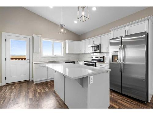 11450 107 Avenue, Grande Prairie, AB - Indoor Photo Showing Kitchen With Upgraded Kitchen