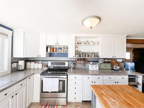 21205 Township Road 770, Rural Smoky River No. 130, M.D. Of, AB - Indoor Photo Showing Kitchen