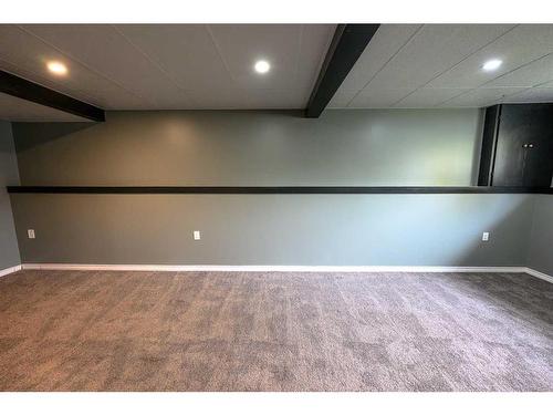 10325 Kateri Drive, Grande Prairie, AB - Indoor Photo Showing Other Room