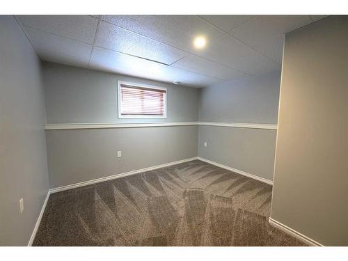 10325 Kateri Drive, Grande Prairie, AB - Indoor Photo Showing Other Room