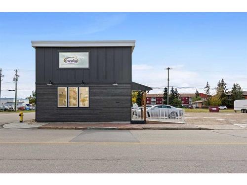 9801 97 Avenue, Grande Prairie, AB 