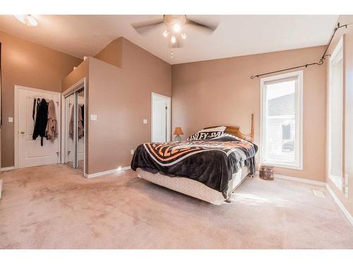 9009 117 Avenue, Grande Prairie, AB - Indoor Photo Showing Bedroom