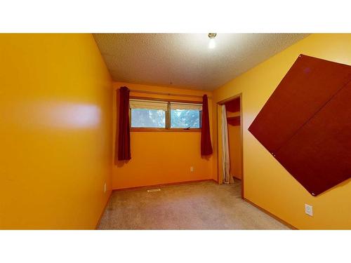 10603 92C Street, Grande Prairie, AB - Indoor Photo Showing Other Room