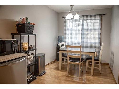 10513 106 Street, High Level, AB - Indoor Photo Showing Dining Room