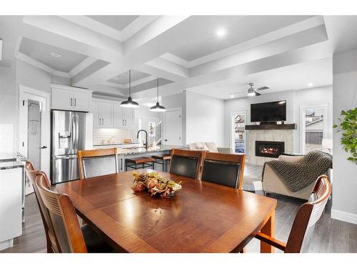 8017 90C Street, Grande Prairie, AB - Indoor Photo Showing Dining Room