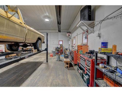 812018 Range Road 31, Rural Fairview No. 136, M.D. Of, AB - Indoor Photo Showing Garage