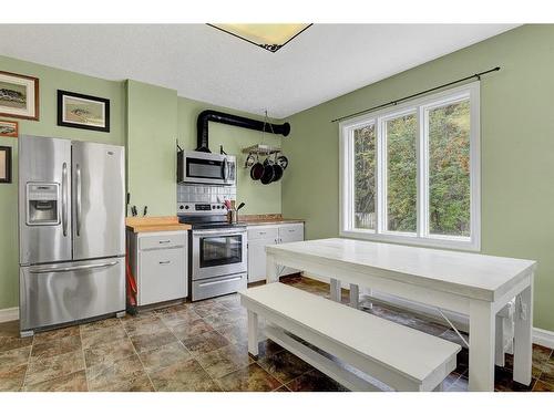 812018 Range Road 31, Rural Fairview No. 136, M.D. Of, AB - Indoor Photo Showing Kitchen