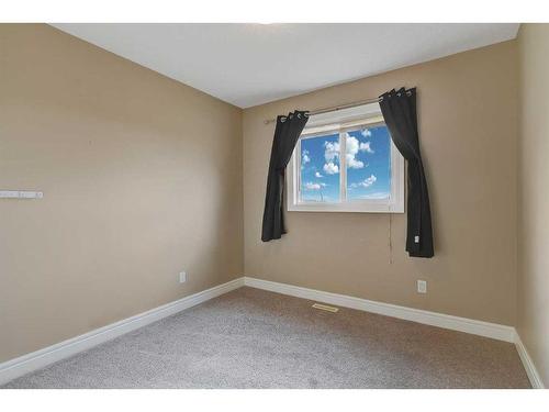 8603 103 Avenue, Grande Prairie, AB - Indoor Photo Showing Other Room