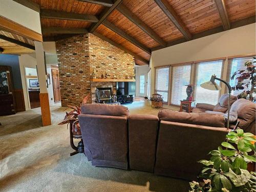 54073 712 Township, Rural Grande Prairie No. 1, County Of, AB - Indoor Photo Showing Living Room With Fireplace