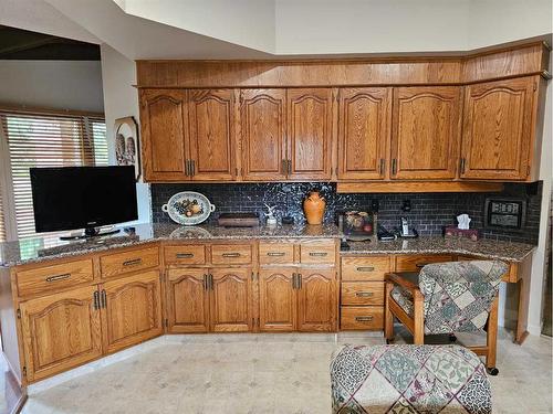 54073 712 Township, Rural Grande Prairie No. 1, County Of, AB - Indoor Photo Showing Kitchen