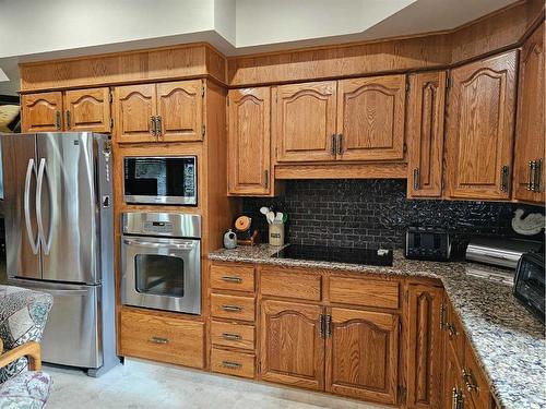 54073 712 Township, Rural Grande Prairie No. 1, County Of, AB - Indoor Photo Showing Kitchen