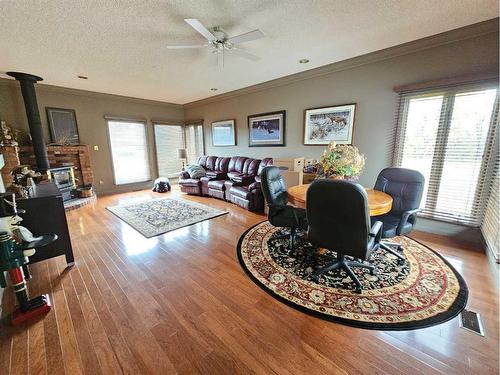 54073 712 Township, Rural Grande Prairie No. 1, County Of, AB - Indoor