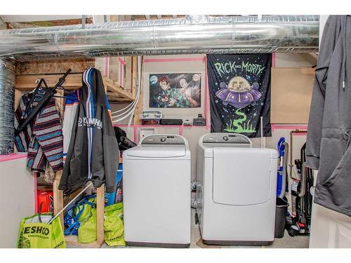 8844 75 Avenue, Grande Prairie, AB - Indoor Photo Showing Laundry Room