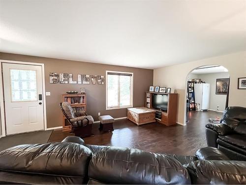 79509 Highway 2, Rural Smoky River No. 130, M.D. Of, AB - Indoor Photo Showing Living Room