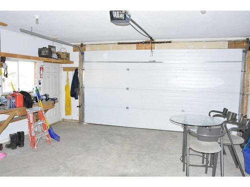 10422 90 Street, Peace River, AB - Indoor Photo Showing Garage