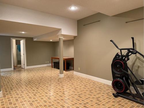 7213 96 Street, Peace River, AB - Indoor Photo Showing Gym Room