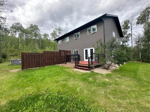 11321 & 11323 91 Street, Peace River, AB - Outdoor