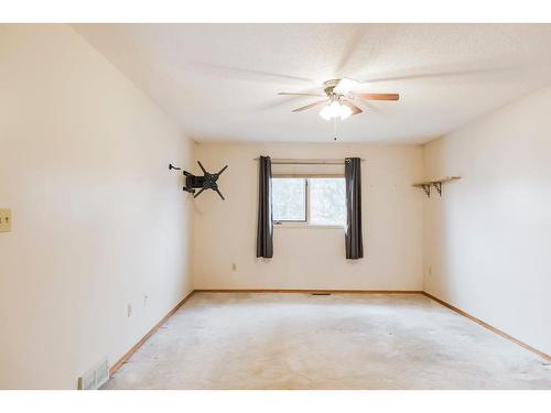 9309 61 Avenue, Grande Prairie, AB - Indoor Photo Showing Other Room