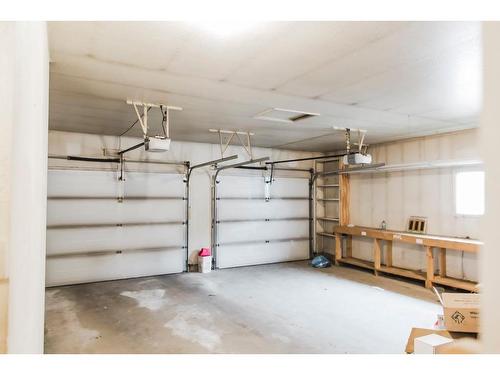 9309 61 Avenue, Grande Prairie, AB - Indoor Photo Showing Garage