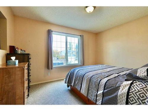 10310 81 Street, Peace River, AB - Indoor Photo Showing Bedroom