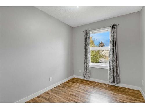 9223 97 Avenue, Grande Prairie, AB - Indoor Photo Showing Other Room