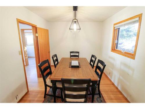 10216 107 Avenue, Grande Prairie, AB - Indoor Photo Showing Dining Room