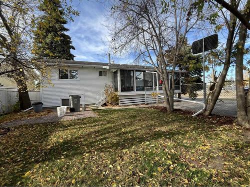 11225 94 Street, Grande Prairie, AB - Outdoor