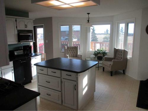 921007 Highway 35, Rural Northern Lights, County Of, AB - Indoor Photo Showing Kitchen