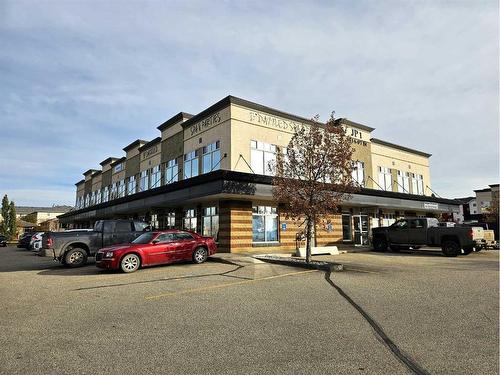 202-9814 97 Street, Grande Prairie, AB 